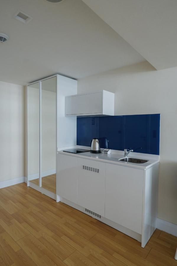 באטומי Blue Orbi City Hotel מראה חיצוני תמונה